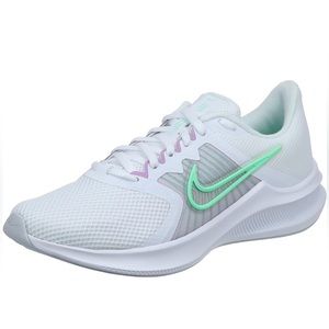 Nike Downshifter 11 Women’s running sneakers